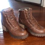 Francesca's Brown Boots Photo 0