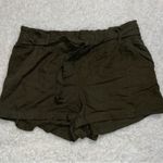 Jolt  size large linen blend green shorts tie front with pockets 2.5" inseam Photo 7