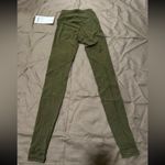 Lululemon  leggings cris cross nulu size 2 Photo 3