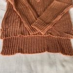 Fashion On Earth Coral  knit sweater. Photo 3