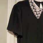 NWT AUW Size S Black Puff Short Sleeve White Eyelet Lace Collar Top Keyhole Back Photo 3