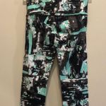 Alo Yoga ALO brush print capris Photo 3