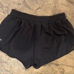 Lululemon Hotty Hot Short 2.5” Photo 0