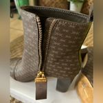 Kendall + Kylie Kendal & Kylie booties for women size 7 Photo 10