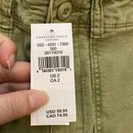 American Eagle  Cargo Shorts Womens Size 2 Green Highest Rise 90s Boyfriend Photo 3
