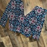 Bobbie & Brooks Floral Patterned Leggings Photo 0