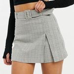 Stradivarius  Belted Tan plaid side slit Skirt high waist mini shorts size US 8 Photo 0