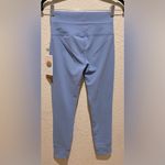 Vuori NWT  Daily Leggings Isle Blue Size M Photo 6