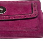 Coach Vintage 90’s: ❃ Suede Turnlock Wristlet Bag ❃ Magenta + Silver Hardware ❃ Photo 2