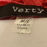 Verty Women's Sleeveless Open Work Lace Layering Tank Cami Cropped Top Sz M / L Photo 8