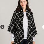 Wild Honey Black and White Checkered Scarf Photo 0