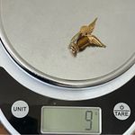 Vintage JJ Jonette Gold Tone Tigers Eye Belly Hummingbird Bird Mini Brooch 9g. Photo 10