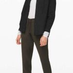 Lululemon  Women’s Full Day Ahead Shirt Flannel Button Down Size 8 Black Relaxed Photo 0