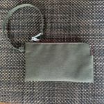 Baggallini Bagallini Fabric Zipper Wristlet Green Red Trim NWOT Photo 1