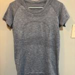 Lululemon  Swiftly Tech Short Sleeve Photo 0