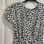 VICI Women’s short sleeve crew neck dress cream with black print size small Photo 1