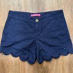 Lilly Pulitzer  Women's Size 00 Navy Blue Seersucker Scalloped Hem Shorts Photo 0