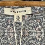 Max Studio NWT Blouse Womens 2X Black Floral V-Neck Stretch Boho Peasant Hippie Photo 4