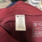 FIGS  Zamora Jogger Scrub Pants Size XS Petite Burgundy Photo 4