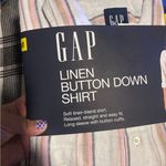 Gap  women’s cozy Pink and White Striped Linen Button Down Shirt size M Photo 2