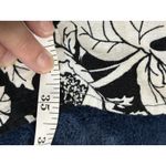 Old Navy Black and White Floral Skirt Back Zip Side Split Size Medium (G4) Photo 8