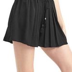 Gap Flowy Black Shorts Photo 0