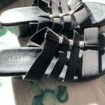 Italian Shoemakers Black Minimalist Sandals Size 8 Open Toe Strapped Photo 2