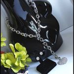 Silver Chain Y Crystal Heart Pendant Necklace Photo 3