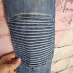 Hudson Jeans HUDSON STARK MOTO SUPER SKINNY PLEATED KNEE ZIPPER ACCENTED JEANS 26 Photo 6