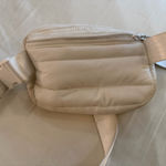 Lululemon  Belt Bag White Puffy Photo 4