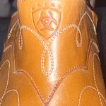 Ariat WO SIZE 7B Caramel Tan Leather Heeled Mules Western design Approx 3” Heel Photo 13