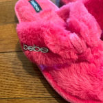 Bobeau bebe NWT FUCHSIA rhinestone logo memory foam fur fuzzy flip flops/slippers 8 Photo 4