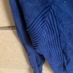 Yoki  zip front sweater medium Photo 1