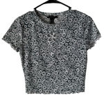 Forever 21  Shirt Womens Medium Black‎ White Floral Daisy Cutout Cropped Tee Top Photo 0