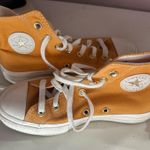 Converse Platform  Photo 0