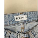ZARA  Women's Light Wash Distressed Ripped Knee Wide‎ Leg Cropped Jeans Photo 7