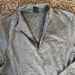 Oakley  Women’s Quarterzip Photo 1