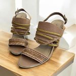 *Reaction Kenneth Cole Women's Size 9 Sandals Tan Gold Braided Strap Chic Photo 2
