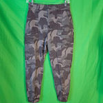 Hollister Womens Camo Ultra High Rise Cargo Jogger Pants Large Photo 0