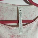 Lululemon plus size 18 back in action T shirt Photo 3