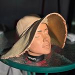 Scala  Paper Hat With Feathers Photo 1