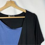 Boutique Sarin Matthews Black & Blue Colorblock Front Short Sleeve Top L Photo 2