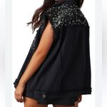 VICI  Collection Kearney Oversize Denim Vest in black Photo 8