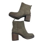 Crown Vintage Capari Bootie size 7M Dark gray/brown suede 3” block heel Brown Photo 1