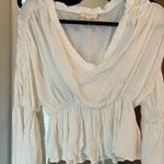 Vestique  Top White Photo 0