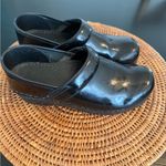 Dansko  Shiny Black professional nursing Shoes slip resistant size 38 Photo 2