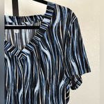 JM Collection Women’s Chic Modern Abstract Blue Black Blouse Stretchy Knit Chic Shirt Large Photo 1