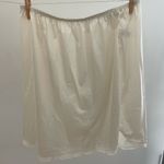 Vanity Fair Vintage  White 19in Nylon Slip Skirt Photo 1