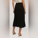 Anne Klein Black Pleated Skirt Small Photo 1