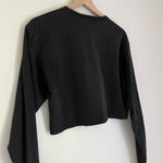 Alphalete  Women’s Long Sleeve Crop Top Crew Neck Sweatshirt in Black Size Small Photo 3